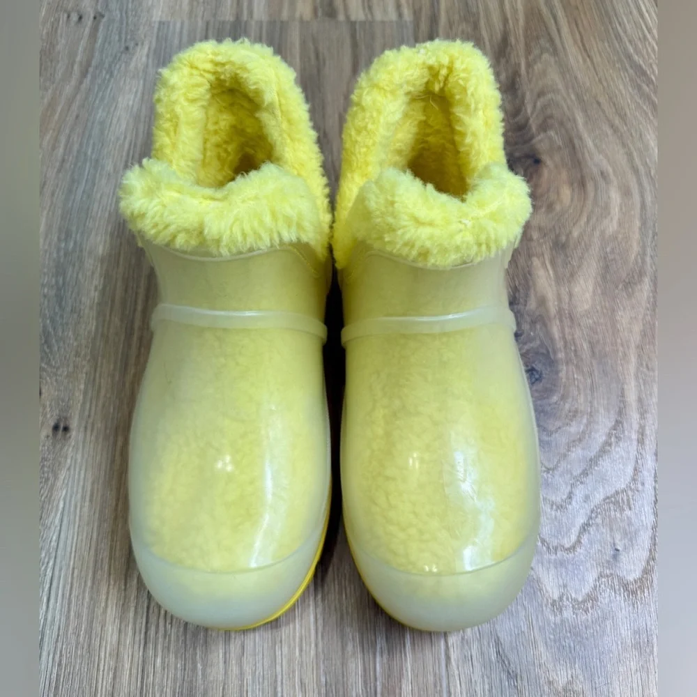UGG RAINCLOUD Canary CLEAR WATERPROOF RUBBER 1132070 Women’s Size 6 EUC